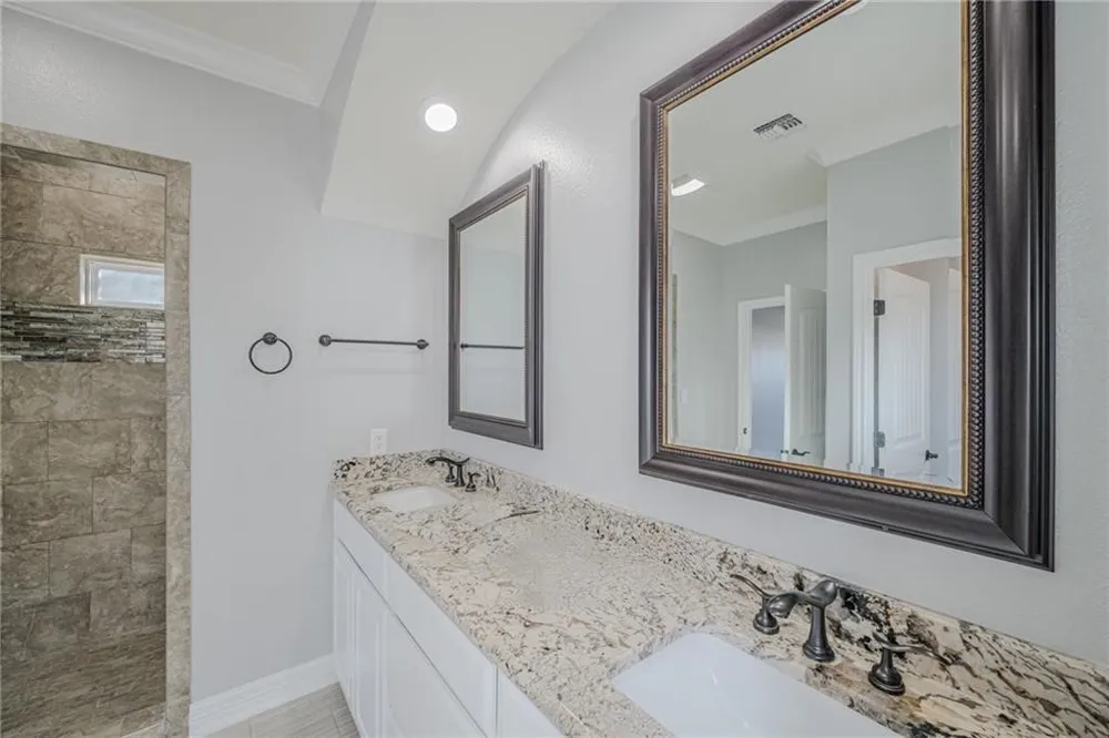 120 Sandollar Fulton, TX 78358