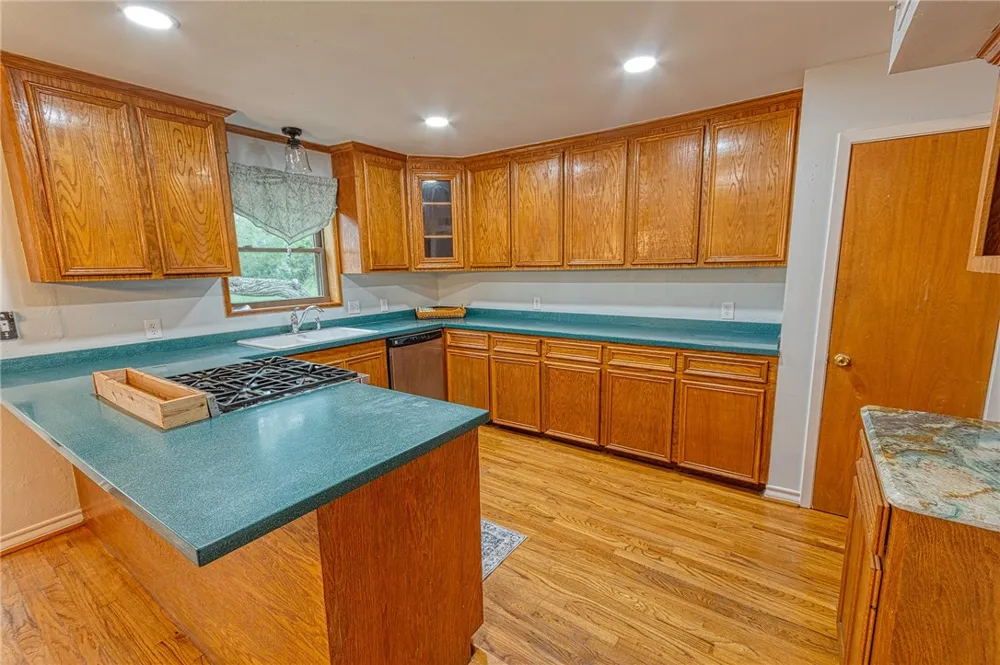 4648 County Road 2221 Odem, TX 78370
