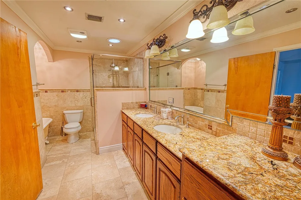 4648 County Road 2221 Odem, TX 78370