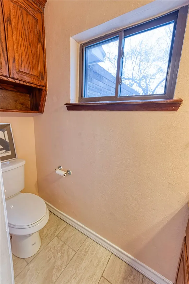 4648 County Road 2221 Odem, TX 78370