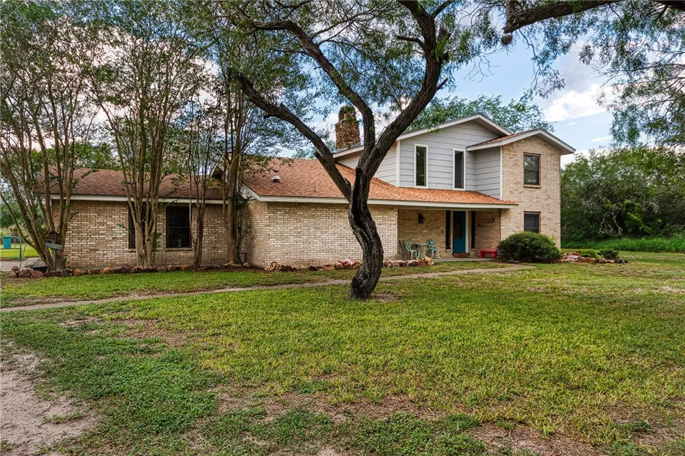 4648 County Road 2221 Odem, TX 78370