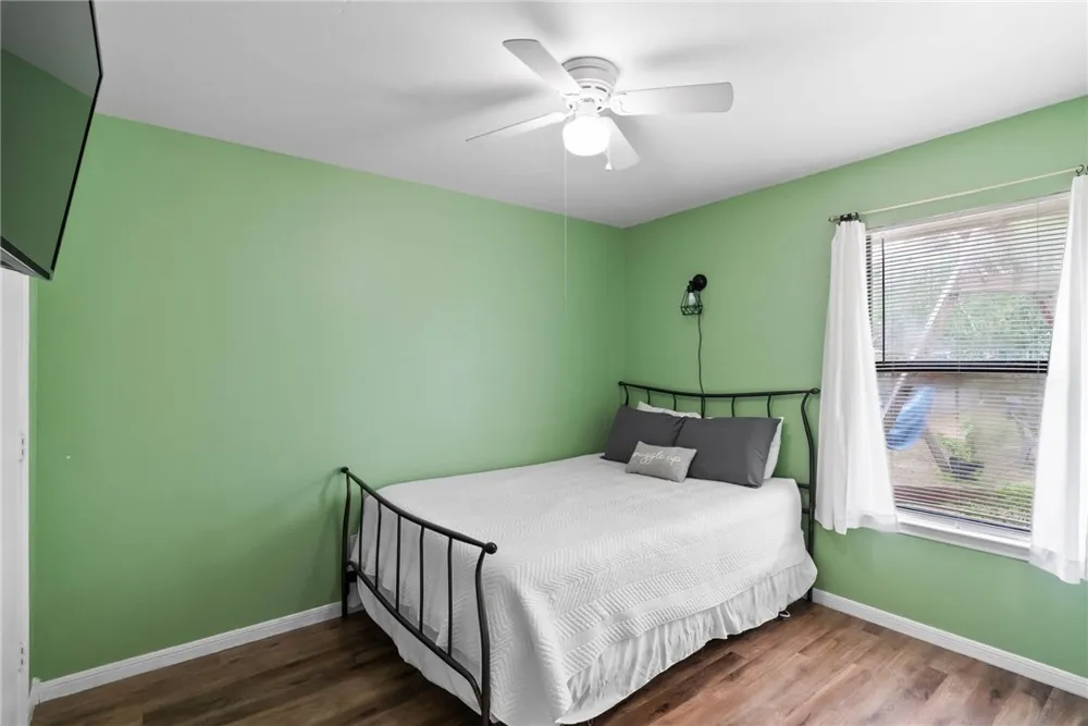 3001 Todd Ingleside, TX 78362