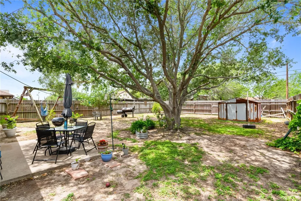 3001 Todd Ingleside, TX 78362