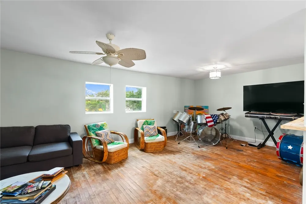 337 S Commercial Street Aransas Pass, TX 78336