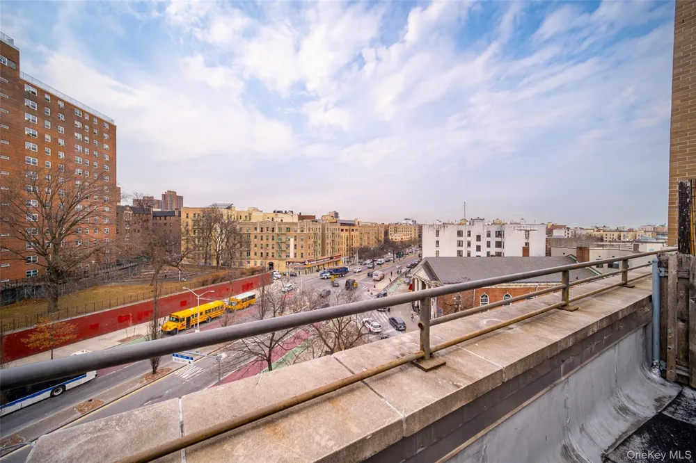 150 Featherbed Lane #4B Bronx, NY 10452