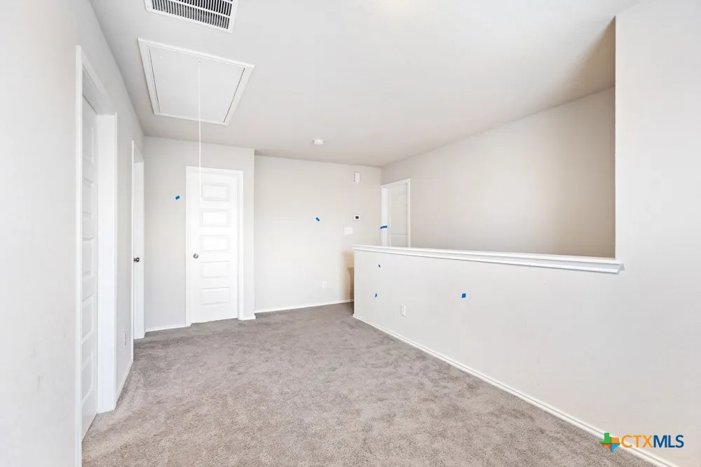 2432 Ayers Drive Seguin, TX 78155