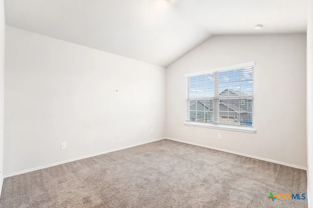 2432 Ayers Drive Seguin, TX 78155