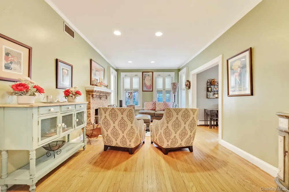170 Ocean Avenue Woodmere, NY 11598