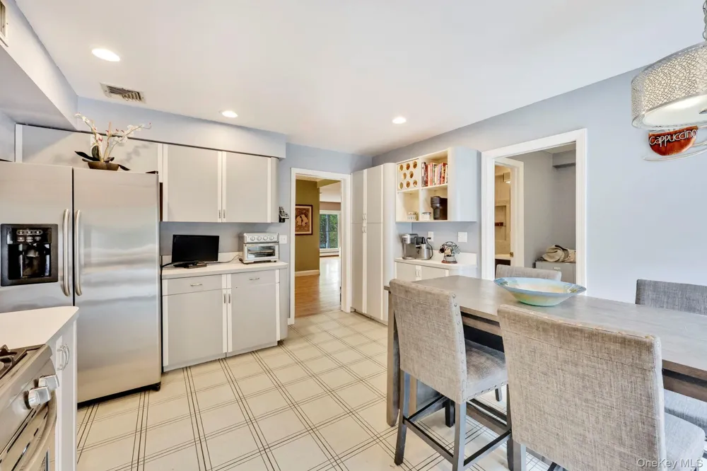 170 Ocean Avenue Woodmere, NY 11598