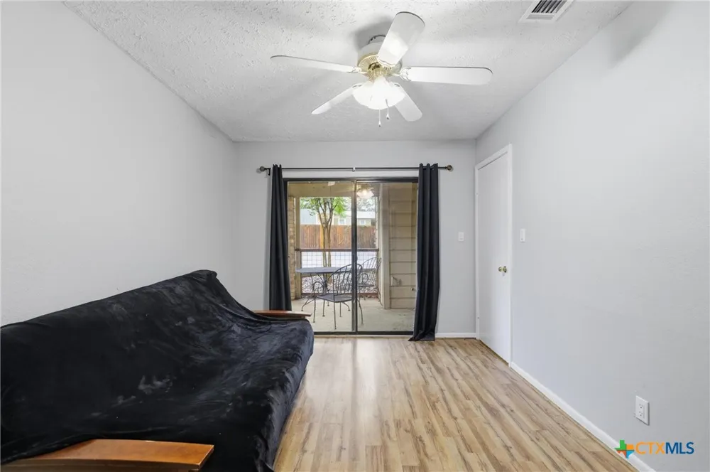 421 W San Antonio Street #A2 San Marcos, TX 78666