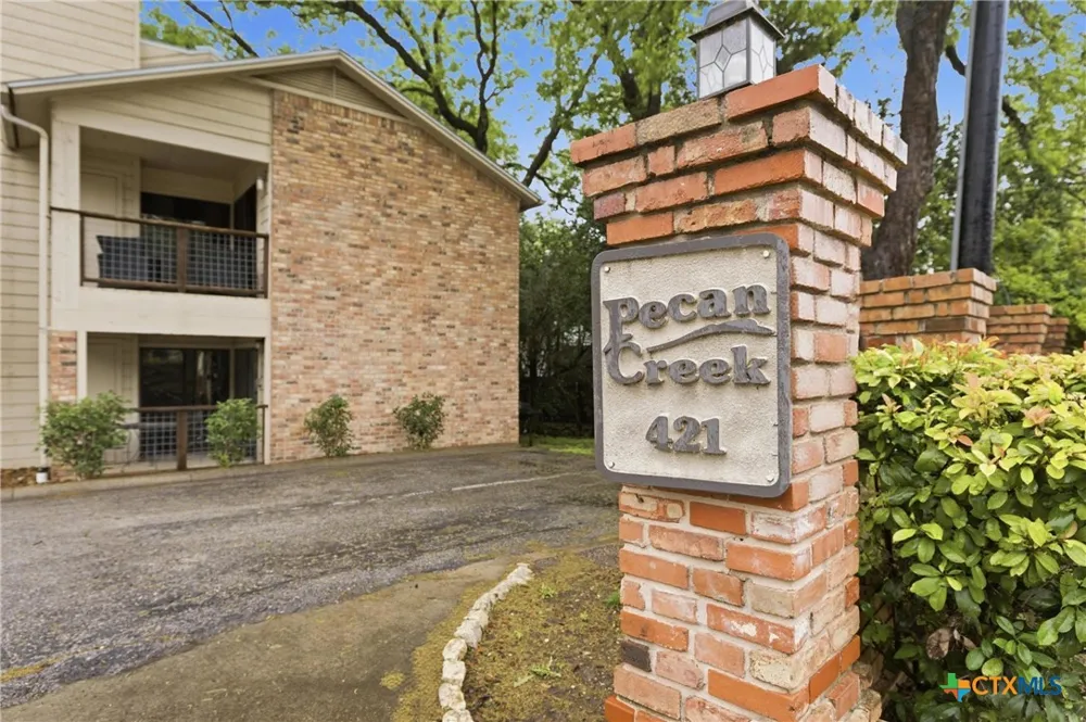 421 W San Antonio Street #A2 San Marcos, TX 78666