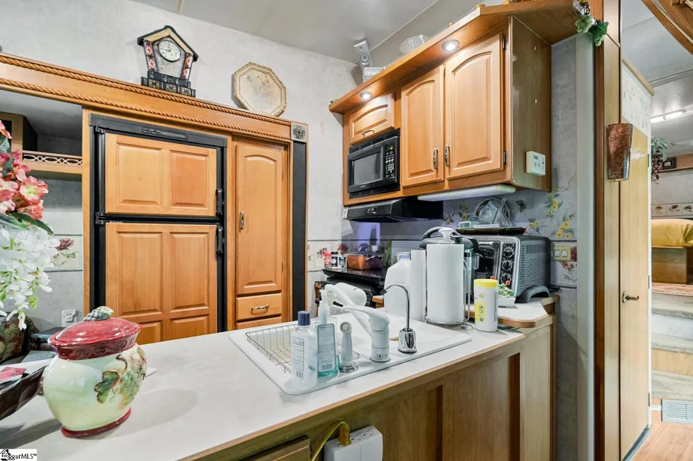 110 & 112 Whitby Way Westminster, SC 29693