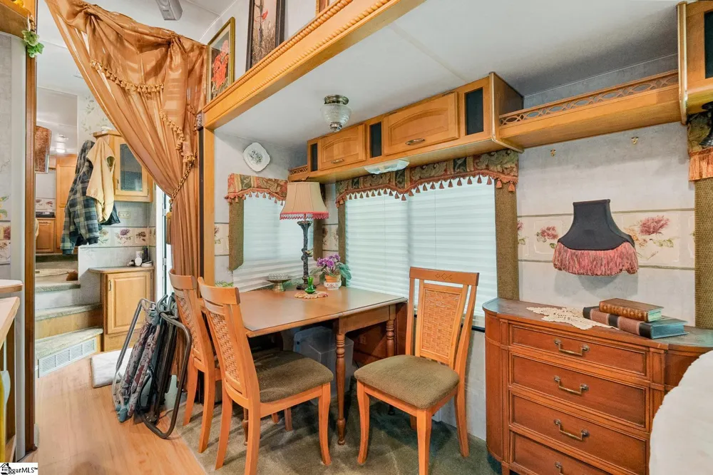 110 & 112 Whitby Way Westminster, SC 29693