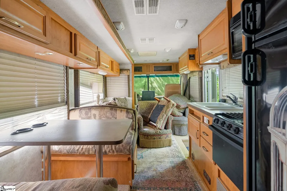 110 & 112 Whitby Way Westminster, SC 29693