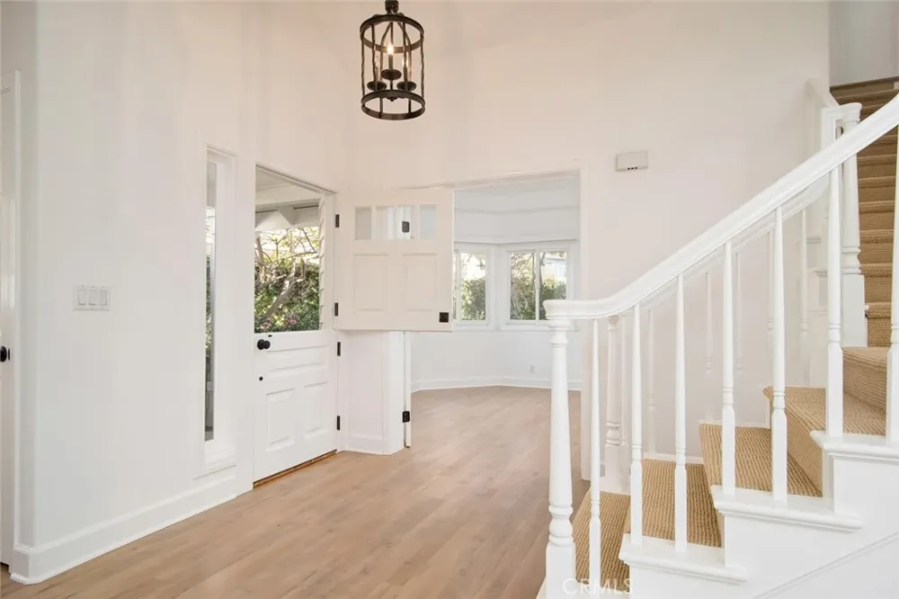 2521 Point Del Mar Corona del Mar, CA 92625