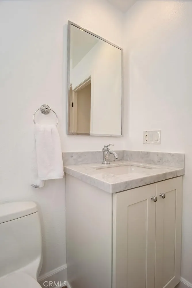 2521 Point Del Mar Corona del Mar, CA 92625