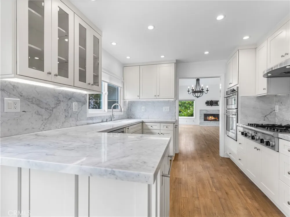 2521 Point Del Mar Corona del Mar, CA 92625