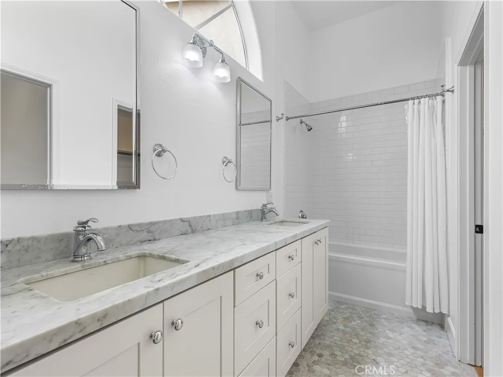 2521 Point Del Mar Corona del Mar, CA 92625