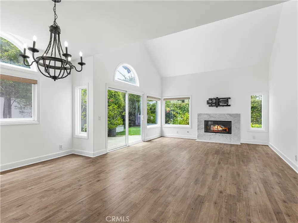 2521 Point Del Mar Corona del Mar, CA 92625