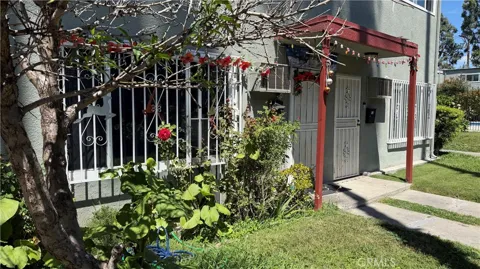 2101 S Pacific