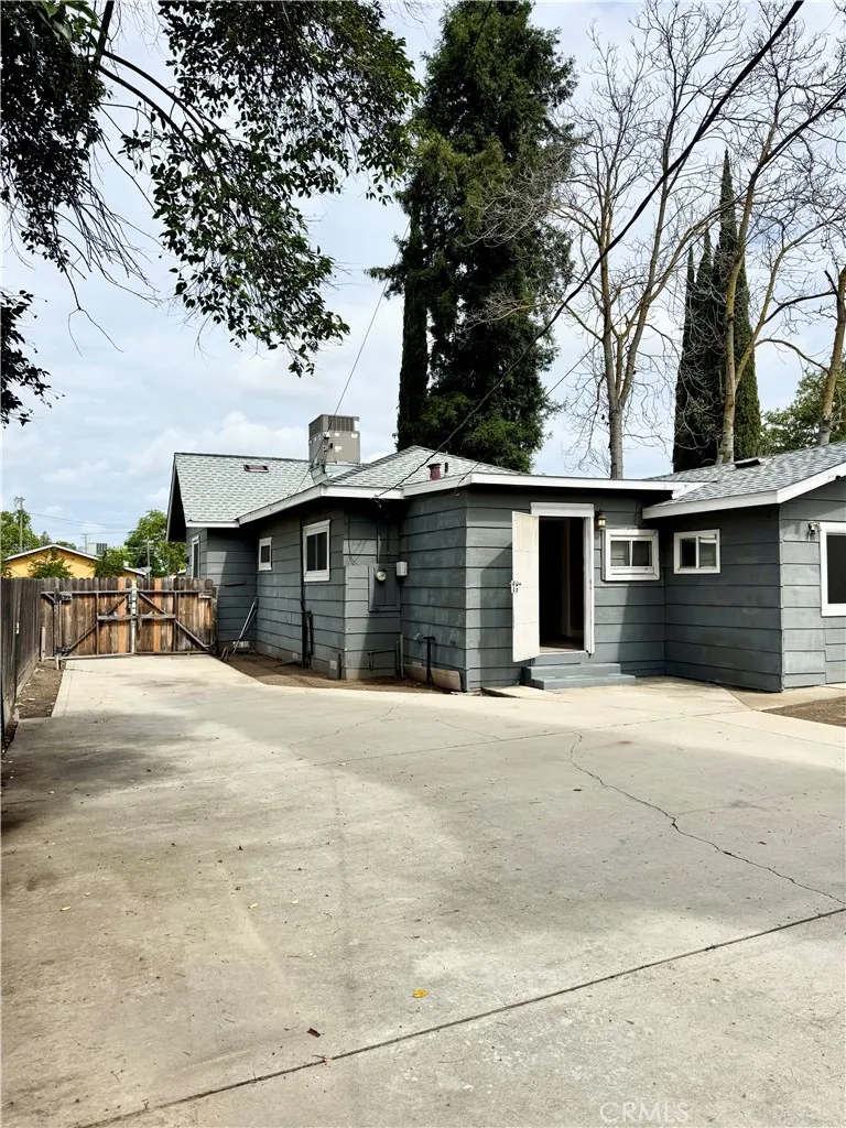 522 Wolfe Turlock, CA 95380