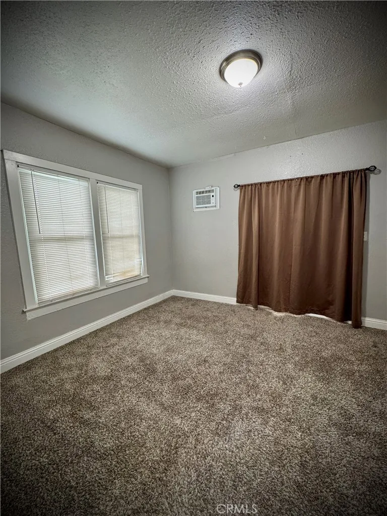 522 Wolfe Turlock, CA 95380