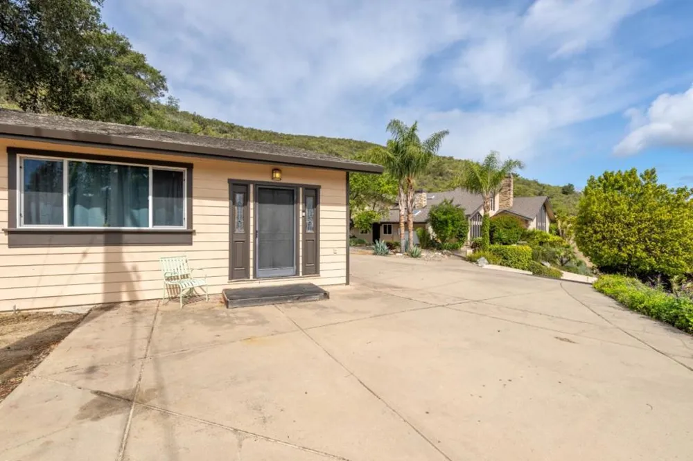 25983 High Terrace Lane Salinas, CA 93908
