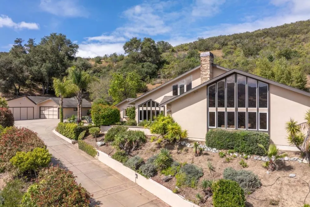 25983 High Terrace Lane Salinas, CA 93908
