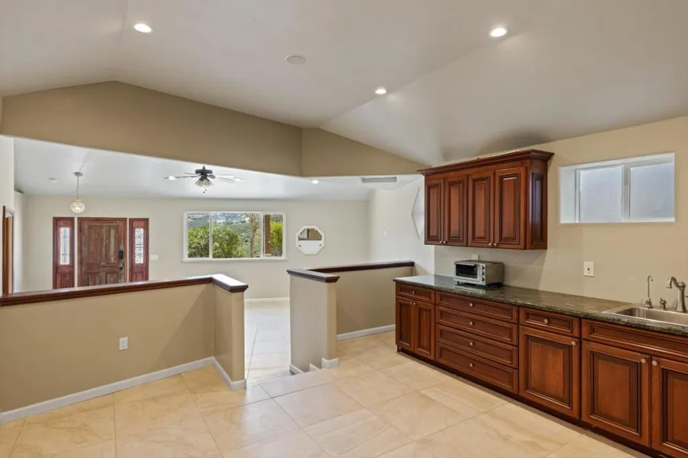 25983 High Terrace Lane Salinas, CA 93908