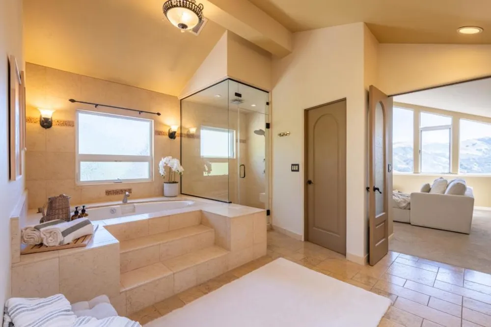 25983 High Terrace Lane Salinas, CA 93908