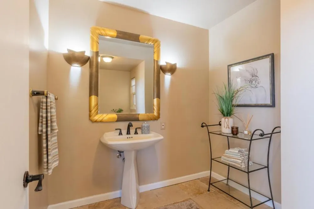 25983 High Terrace Lane Salinas, CA 93908