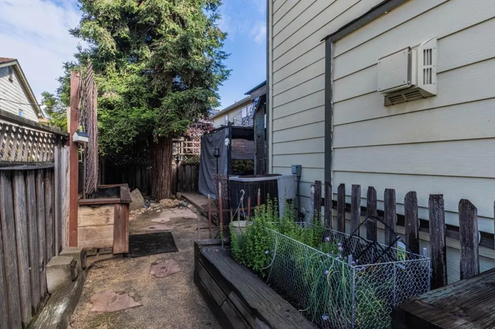 33 North Street San Juan Bautista, CA 95045