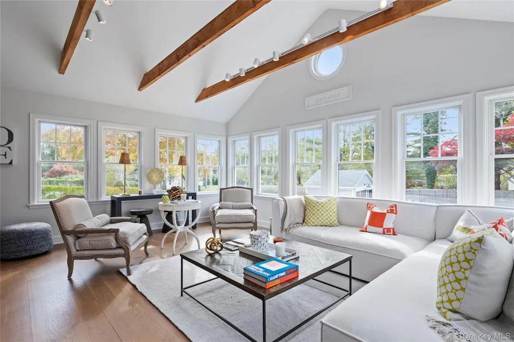 509 North Main Street Southampton, NY 11968