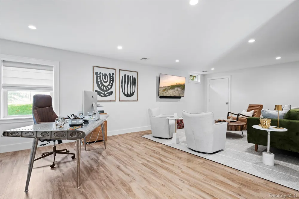 509 North Main Street Southampton, NY 11968