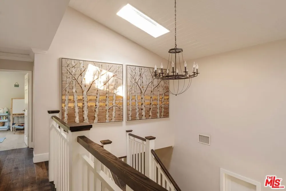 1514 Willow Drive Topanga, CA 90290