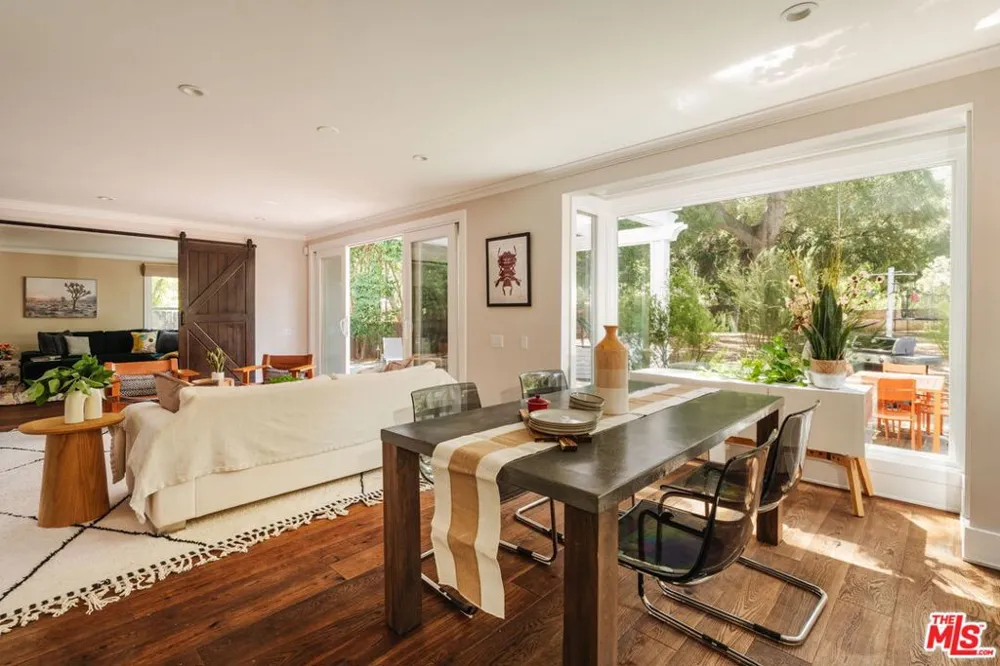 1514 Willow Drive Topanga, CA 90290