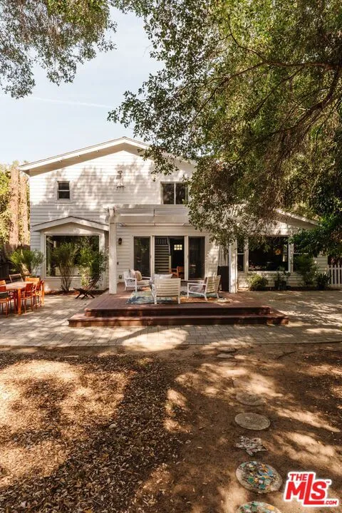1514 Willow Drive Topanga, CA 90290
