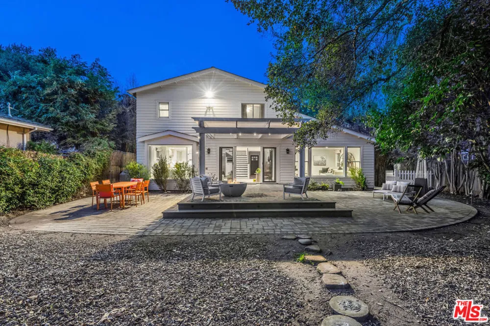 1514 Willow Drive Topanga, CA 90290