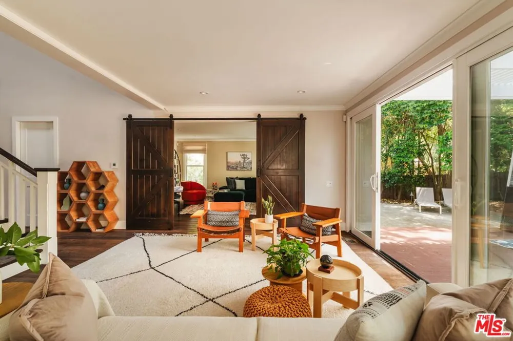 1514 Willow Drive Topanga, CA 90290