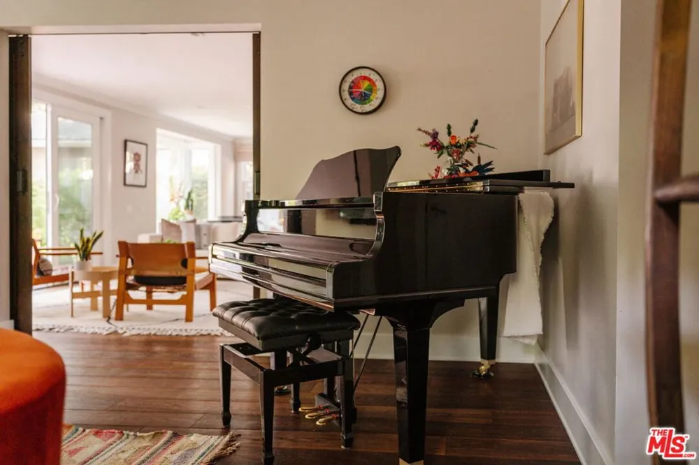 1514 Willow Drive Topanga, CA 90290