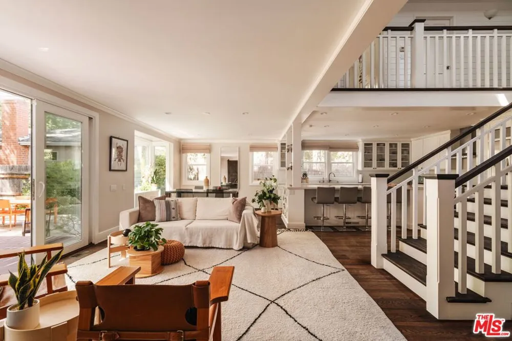 1514 Willow Drive Topanga, CA 90290