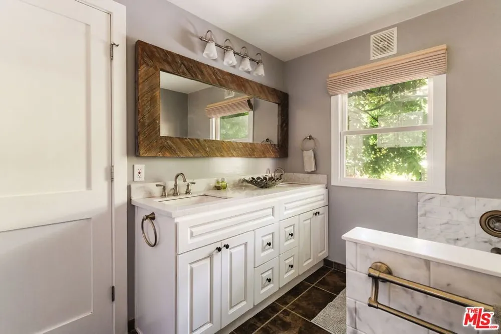 1514 Willow Drive Topanga, CA 90290