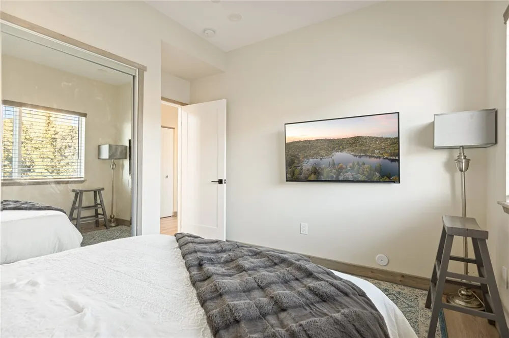 1215 Valley View Drive Big Bear City, CA 92314