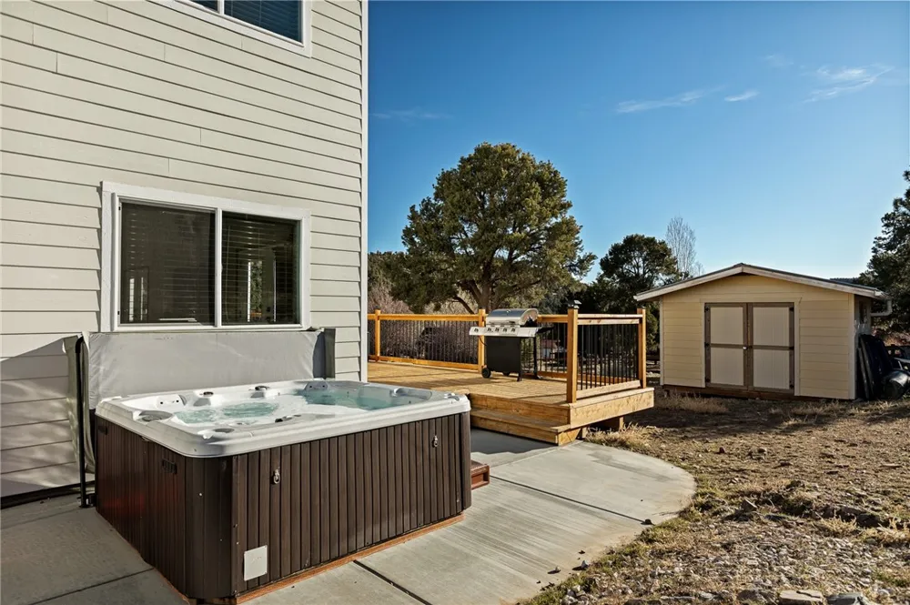 1215 Valley View Drive Big Bear City, CA 92314