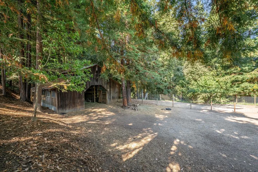 215 Vaca Del Sol Corralitos, CA 95076