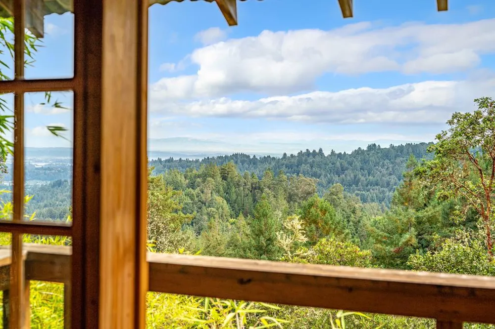 215 Vaca Del Sol Corralitos, CA 95076