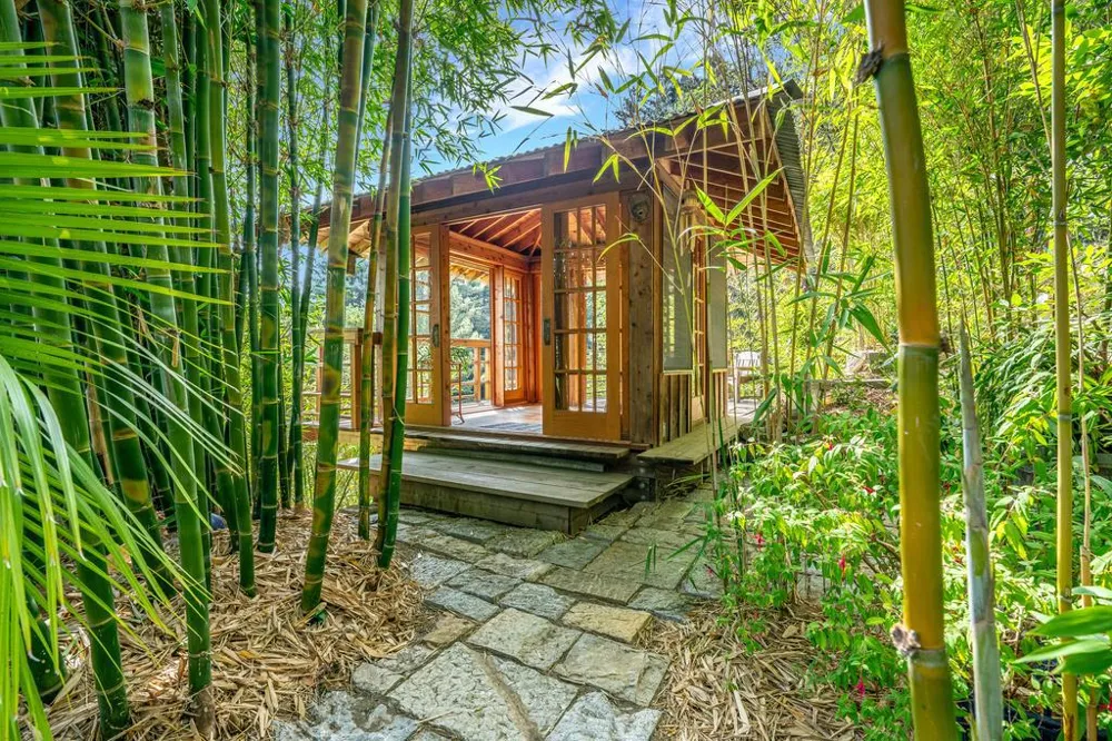 215 Vaca Del Sol Corralitos, CA 95076