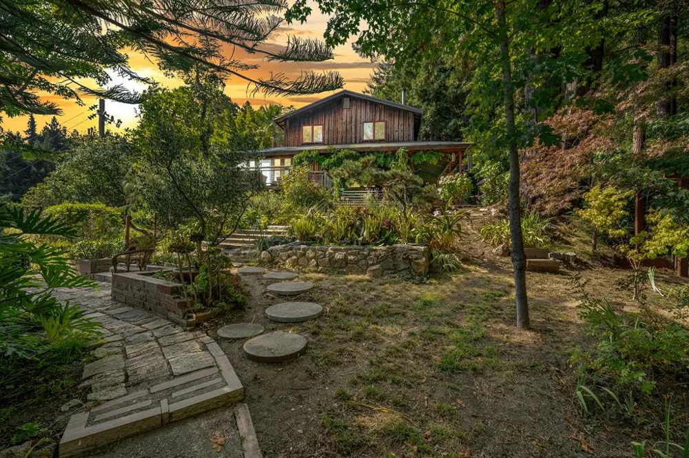 215 Vaca Del Sol Corralitos, CA 95076