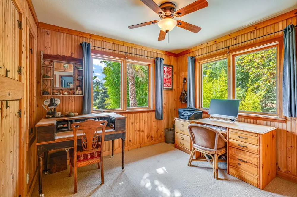 215 Vaca Del Sol Corralitos, CA 95076