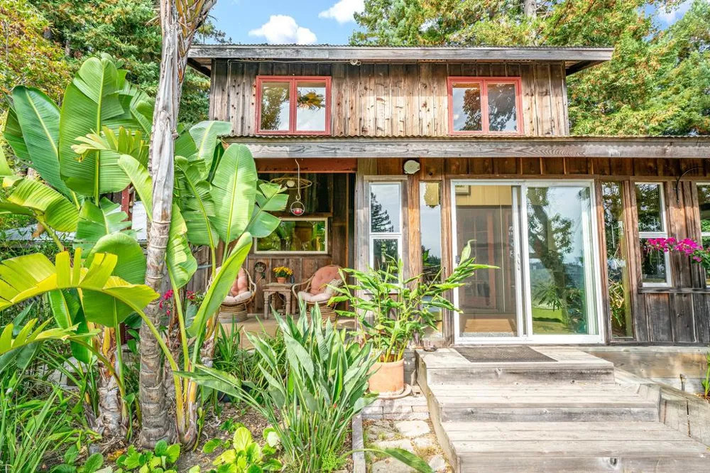 215 Vaca Del Sol Corralitos, CA 95076